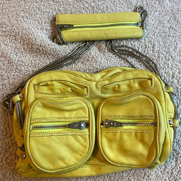 Alexander Wang ‘Brenda’ leather shoulder bag in Citrus 💛☀️✨ - Picture 4 of 11